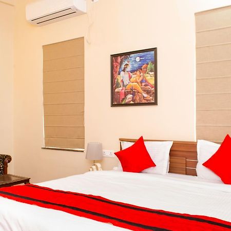 Oyo 7187 Earth Aromaa Otel Kalküta Dış mekan fotoğraf