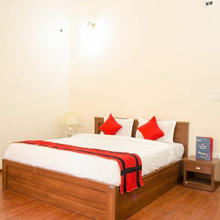 Oyo 7187 Earth Aromaa Otel Kalküta Dış mekan fotoğraf